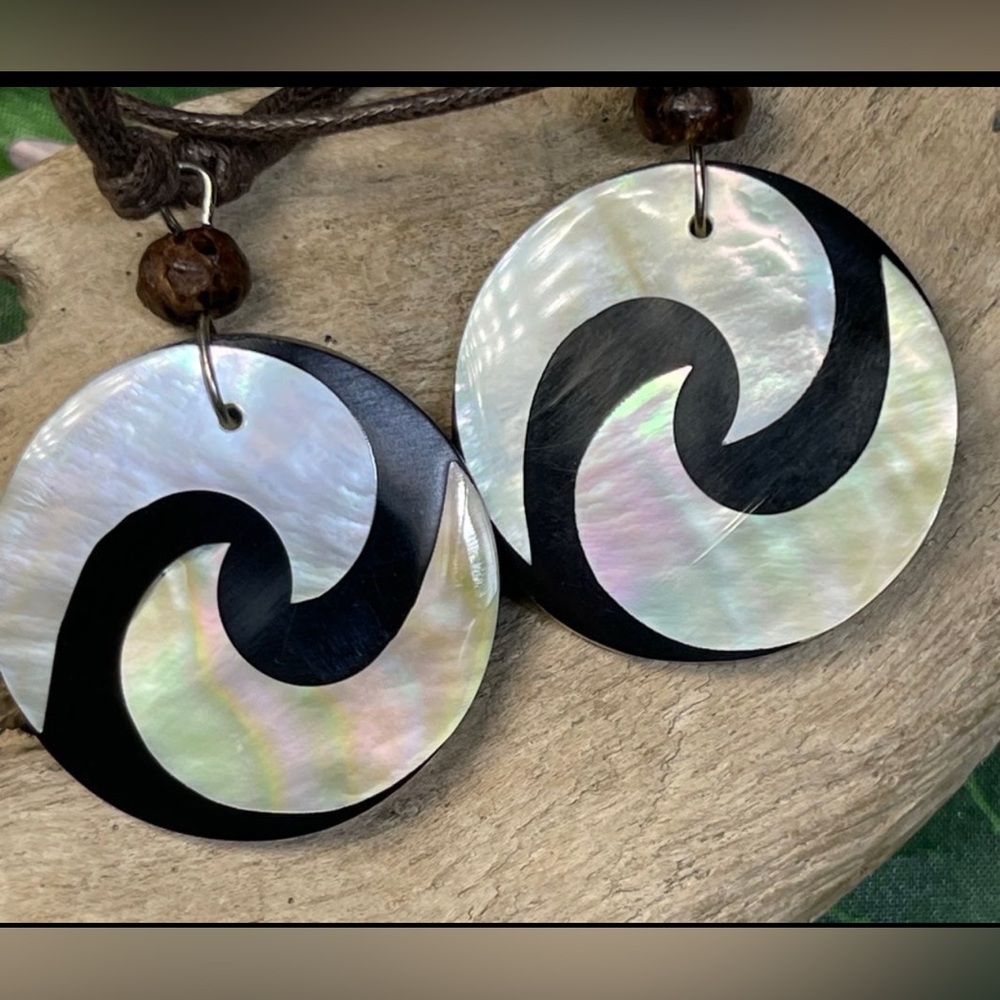 NEW! Adjustable Necklace w LG Abalone & Mother of Pearl Shell Ying Yang Pendant
